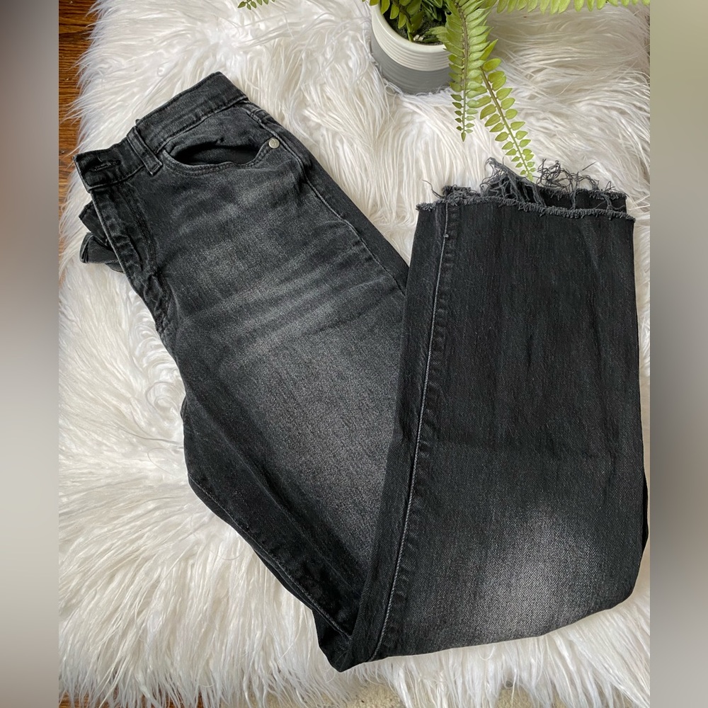 Art Class Black High-Rise Dad Jeans - Picture 2 of 10
